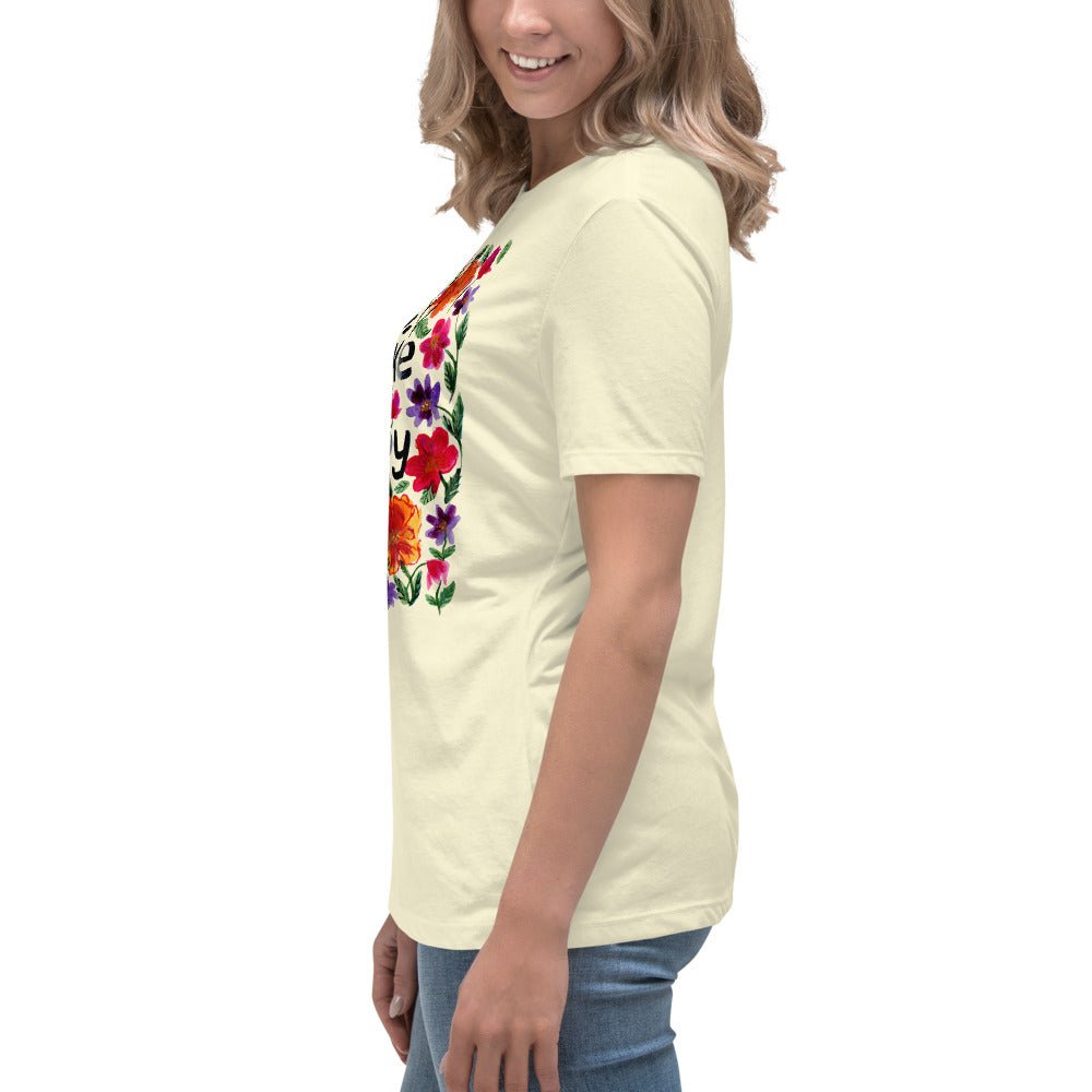 🌸 Women’s Relaxed T-Shirt – You Make Me Happy (Florals) 💕👕 - SANDRAAS